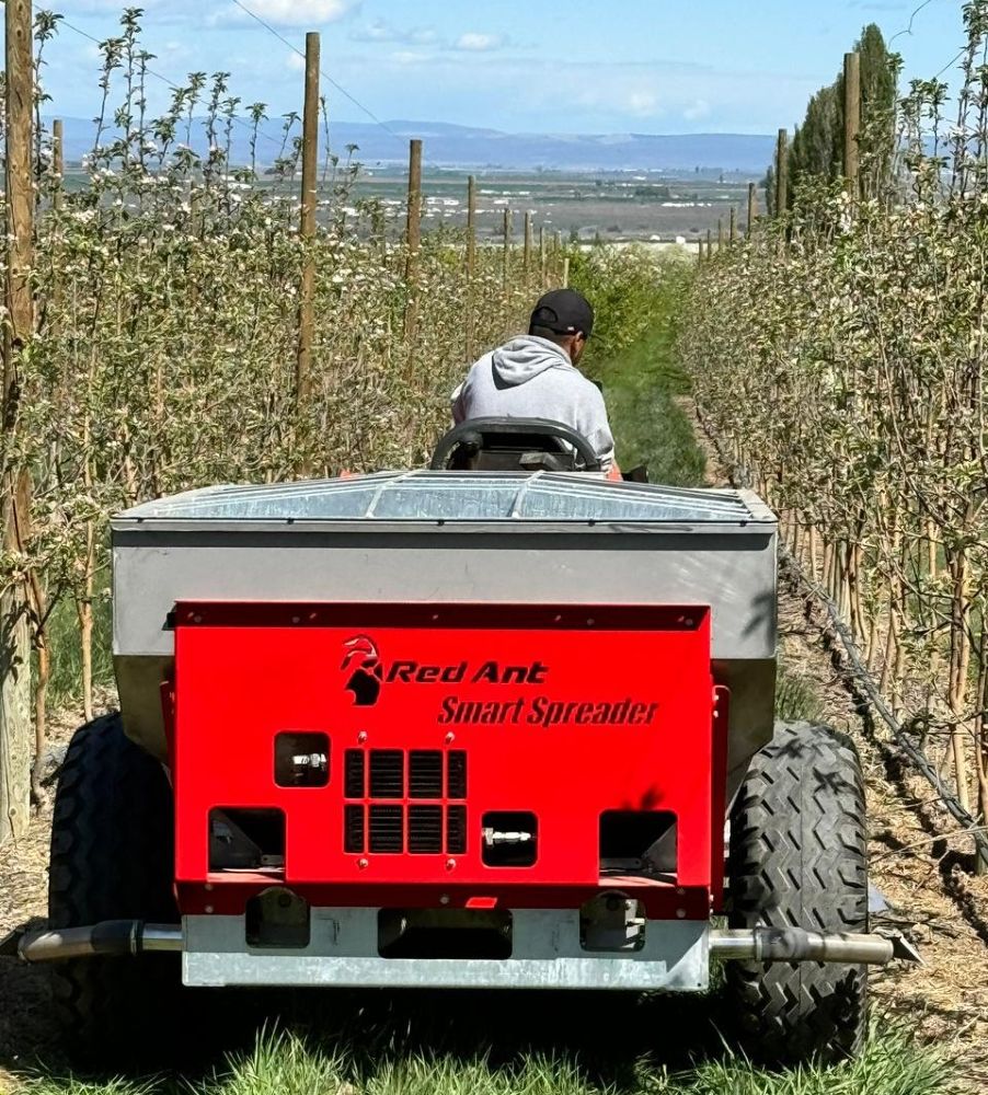 Red Ant dual hopper variable rate spreader